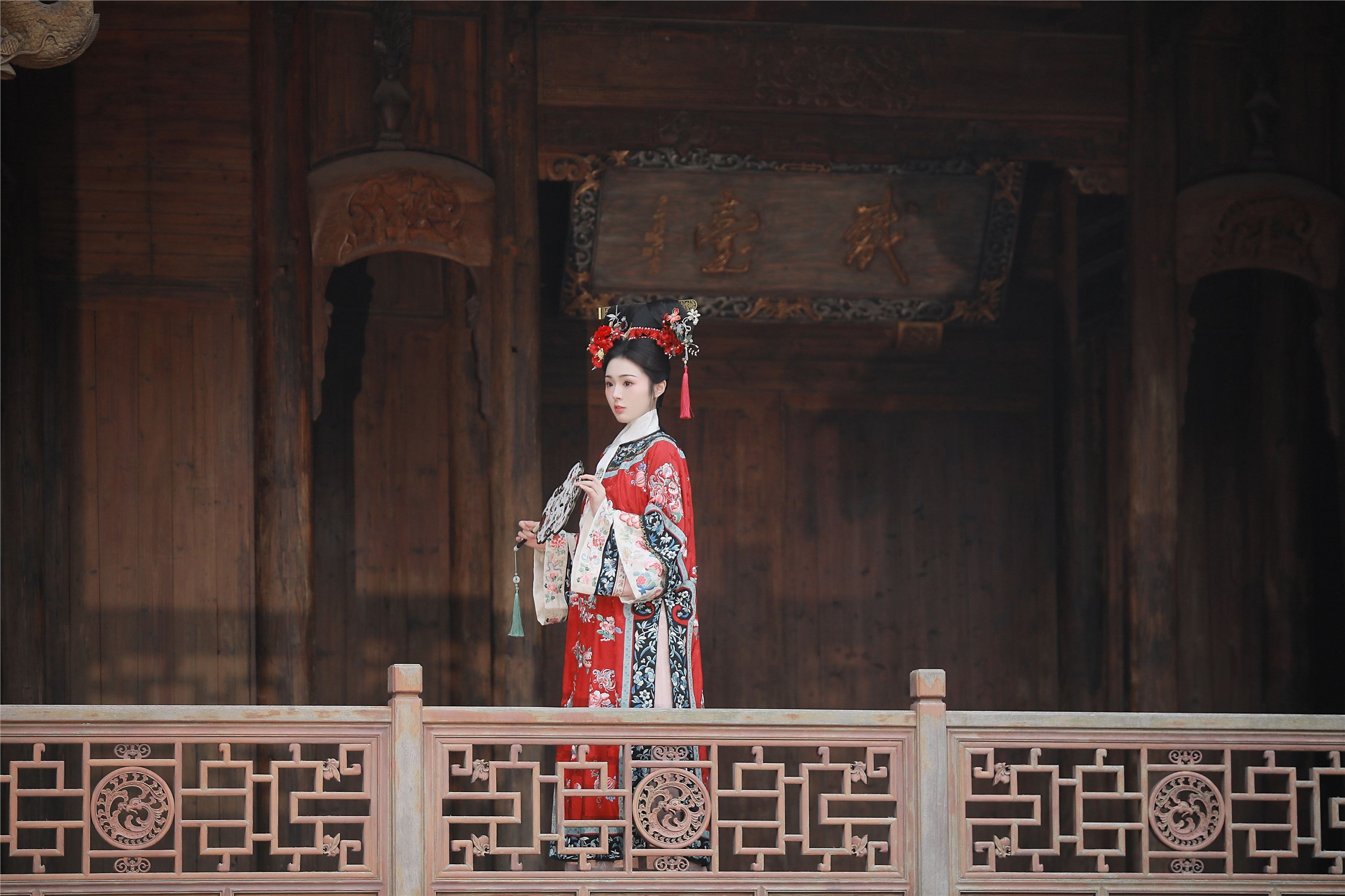 YITUYU 艺图语 2025.03.09 格格 喵喵梓